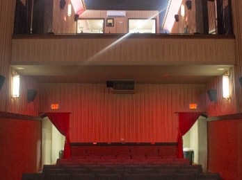 Iowa Theater GENISYS PoE lighting for guest experience and scene control