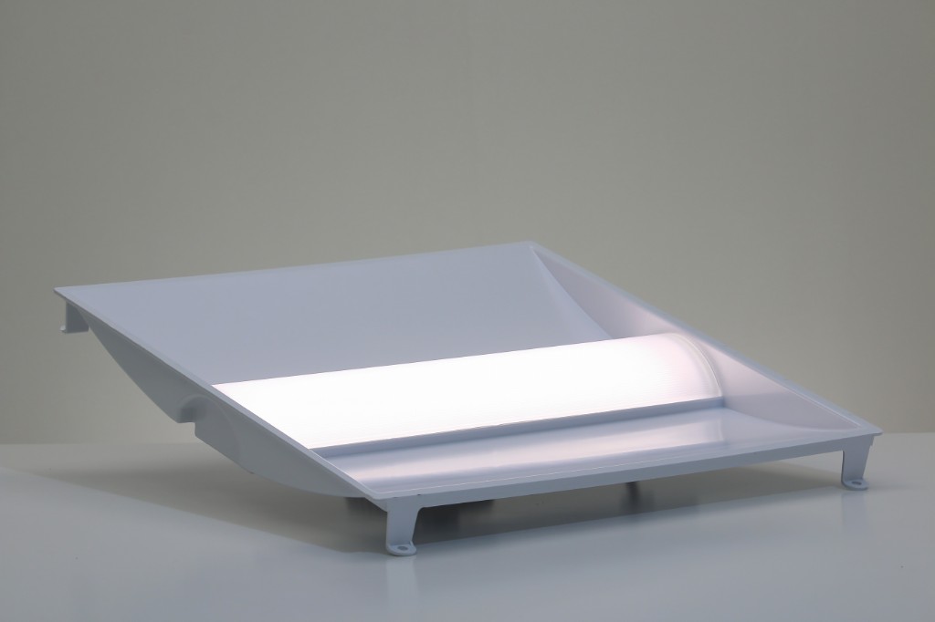 GENISYS Leaf PoE troffer illuminated at 4000K