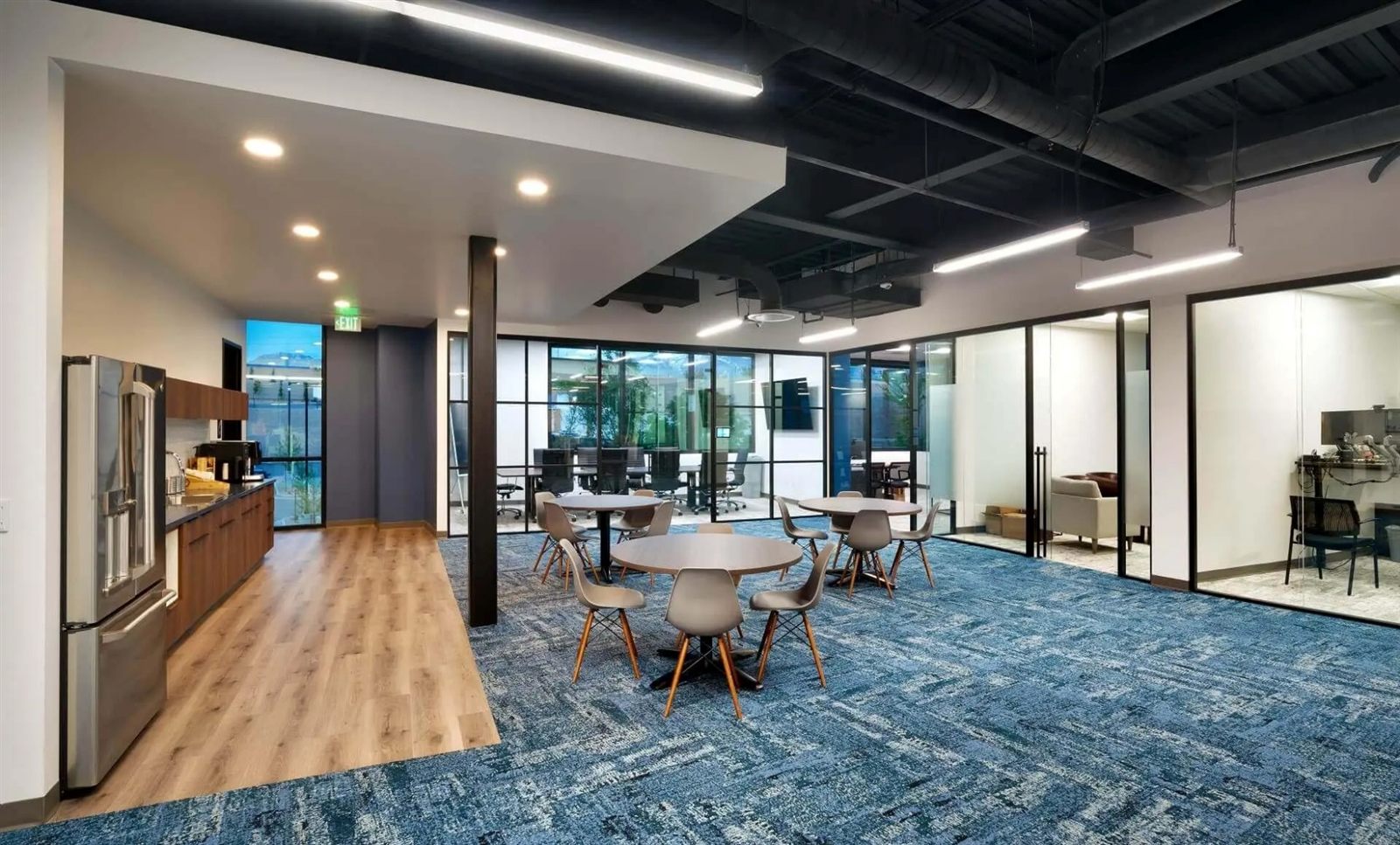 GENISYS PoE lighting in a modern commercial workplace